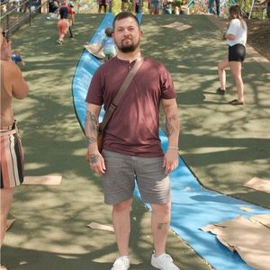 Meet your Posher, Liam